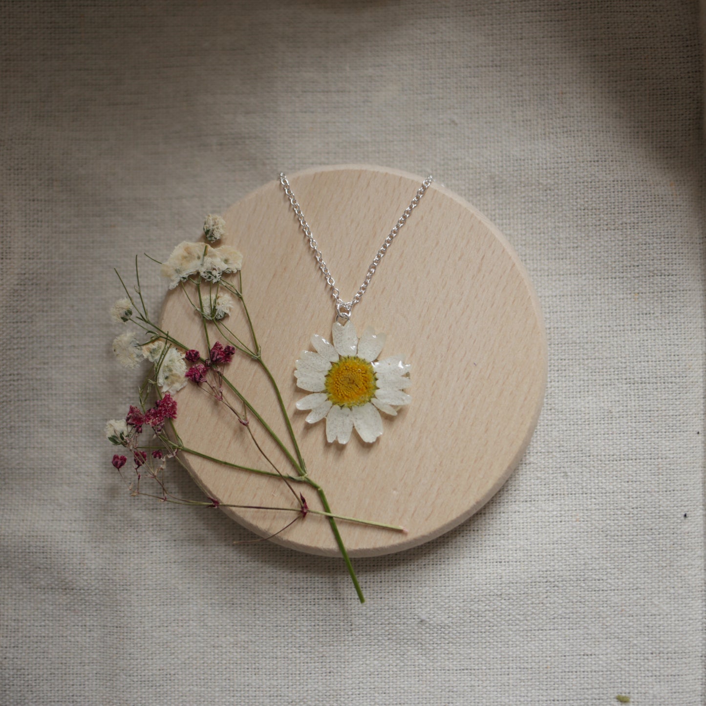 Daisy Necklace