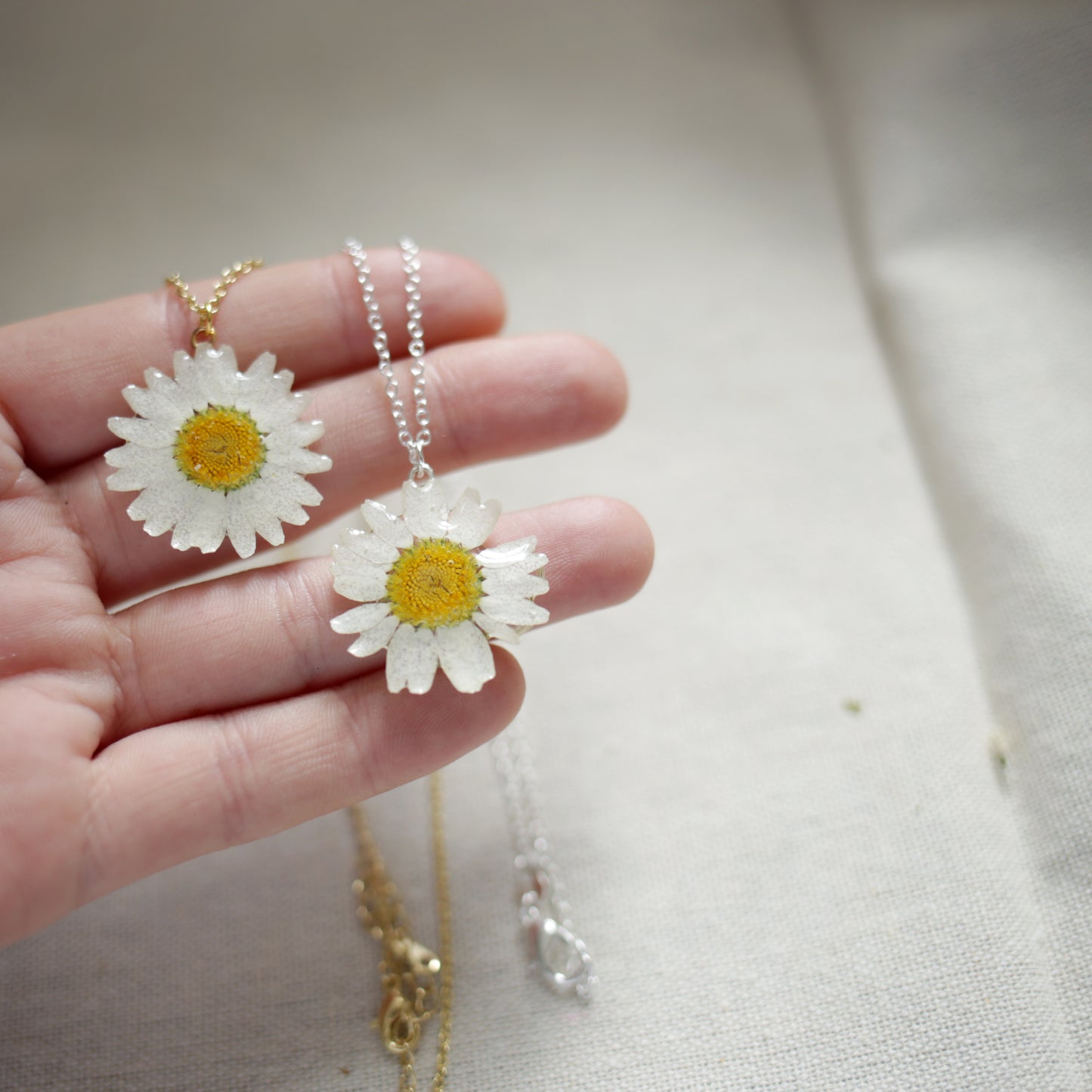 Daisy Necklace