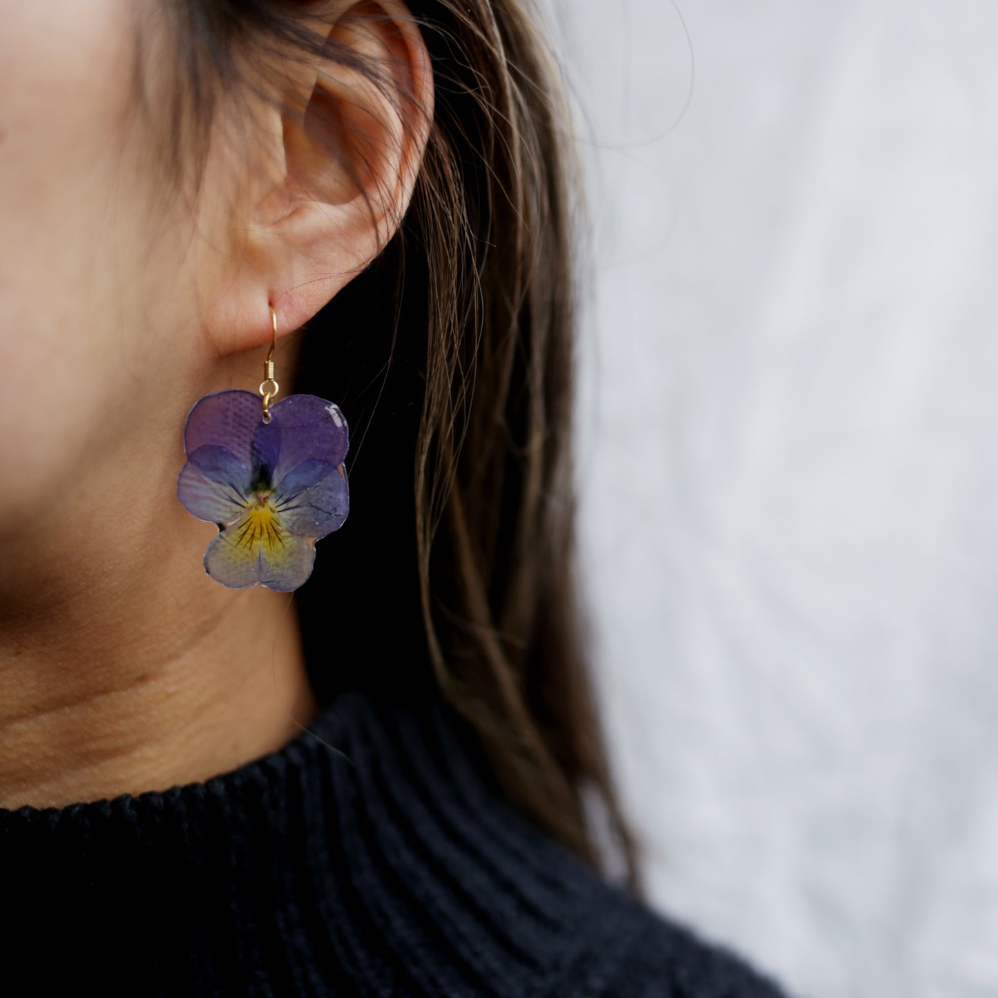 Pansy Grav Earrings